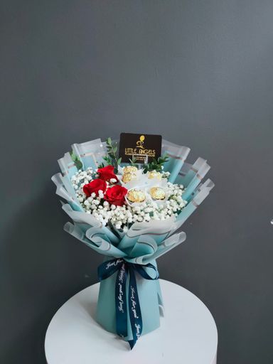 Roses and Ferrero Bouquet