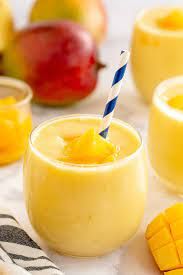 Smoothie mango cu suc de mere