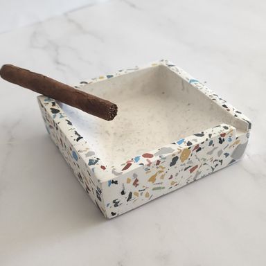 The mini (10x10) - White Terrazzo