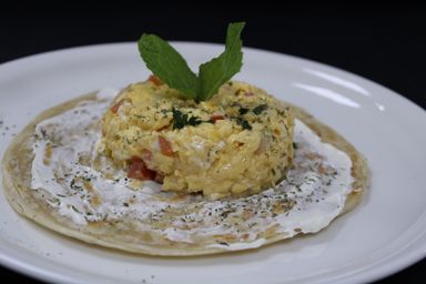 Scrambled Eggs with Spinach, Less Fat Cream Cheese Spread