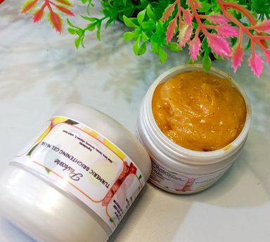 TURMERIC BRIGHTENING GEL MASK 