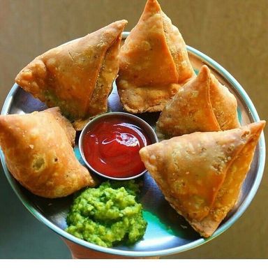 Vegetables Samosa