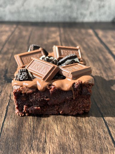 Premium Brownies (9 Pieces)