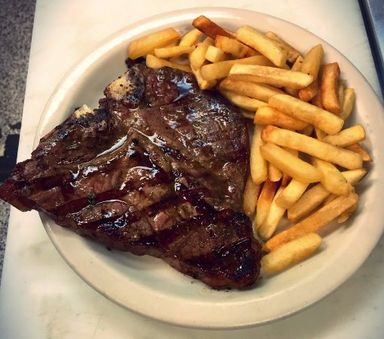 T-Bone (Comes with fries/mashed potatoes and veggies)