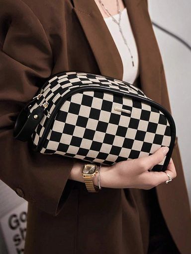 Large Capacity Cosmetic & Makeup Bag - Checkered