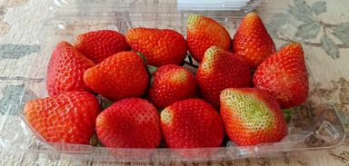 Strawberries Punnets