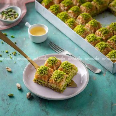 PISTACHIO SQUARE BAKLAVA - PRE ORDER