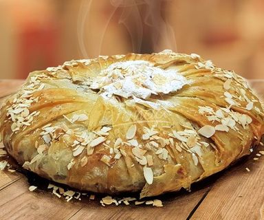 Pastilla de poulet aux amandes 