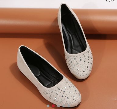 Women flat shoes 