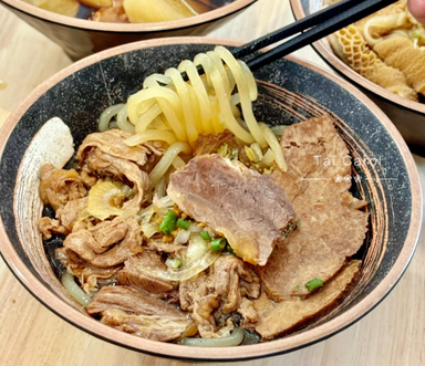 牛肉面 | Braised Beef