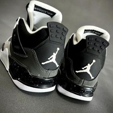 Air Jordan 4 Retro Fear Pack 