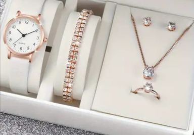 6pc Woman Quartz Watch set