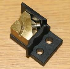 Corner Block Brass