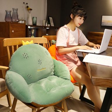 Seat cushion plush 