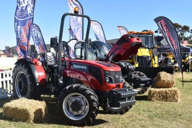 Mahindra 6675F Rops Orchard 4x4