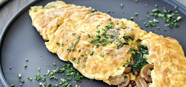 Spinach and Mushroom Omelet (V)