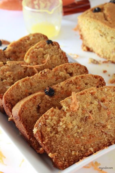 Carrot loaf cake