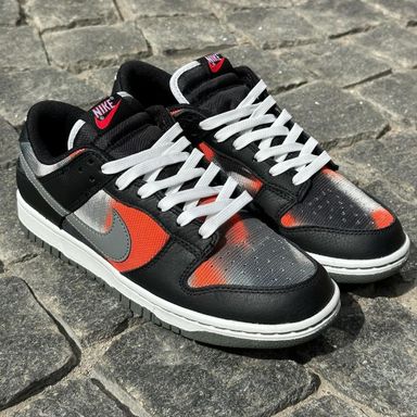 Nike Dunk Low "Graffiti Black Red"