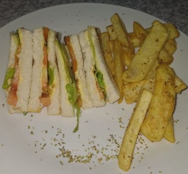 FRESH BLT SANDWICH&CHIPS