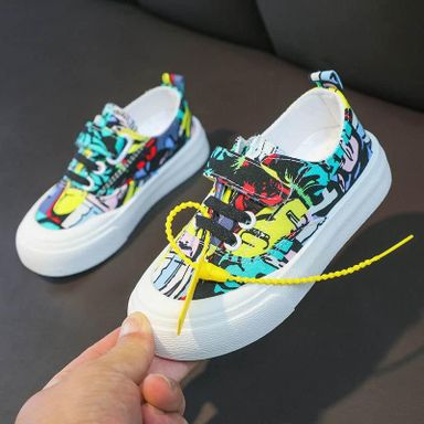 Kids fashionable shoes