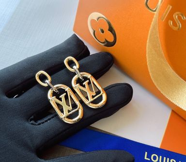 LV earring 