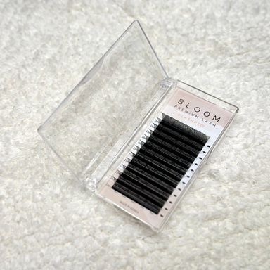 Bloom Lash Clover