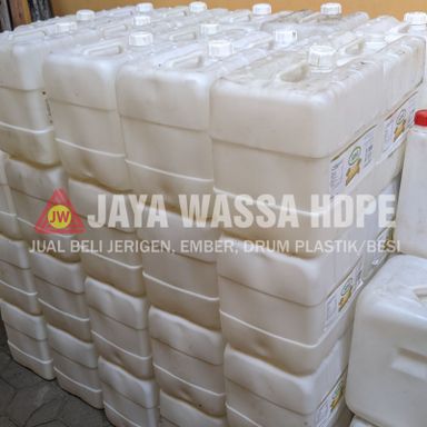 Jerigen Plastik 18 Liter Istimewa Yogyakarta