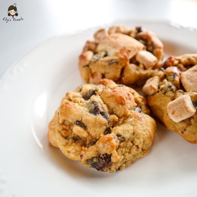 Signature Chocolate Chip Cookies 👍