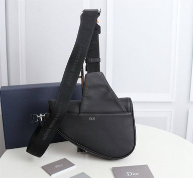 DIOR Saddle crossbody bag