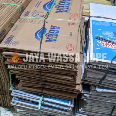 Kardus Packing Tebal Aqua Le Minerale 1.5 Liter Yogyakarta