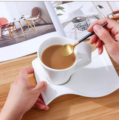 Tea cups and saucer