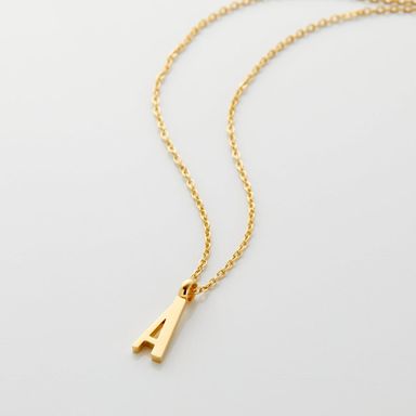 ENG letter necklace ( سنسال حرف انجليزي)