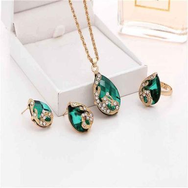 Ladies Beautiful Necklace Set