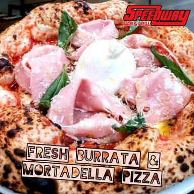 Pizza Buratta Mortadella 