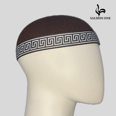 KUFI EGIPCIO CON BORDE NEGRO I BLANCO