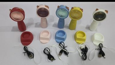 Handheld mini fan