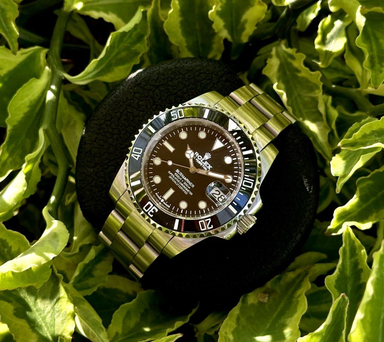 Classic Black 'R' Logo Submariner