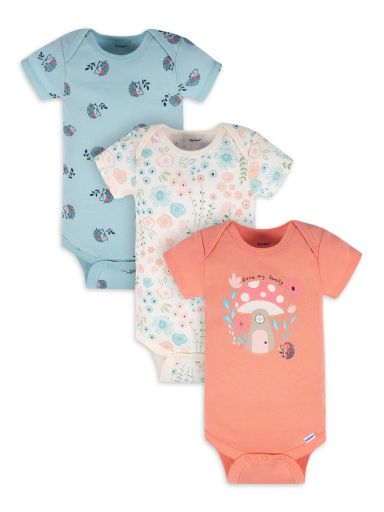 Gerber baby girl 3-6 months onesies/ sets 