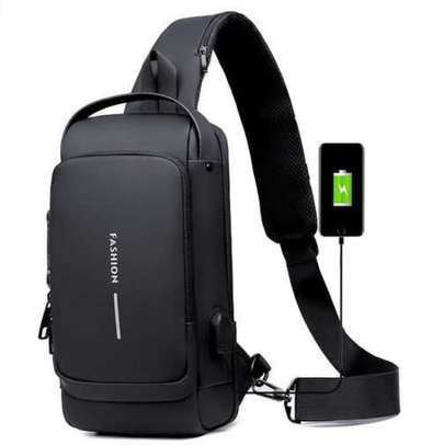 FASHIONABLE CROSS BODY BACKPACK