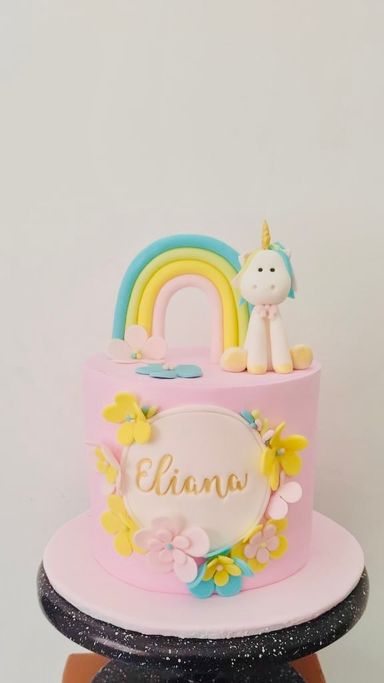 Celebration cakes (Fondant)