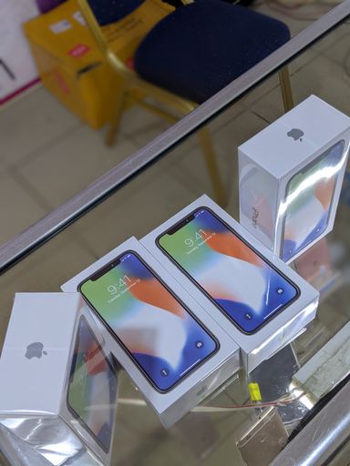 Iphone X 64gb inbuilt 