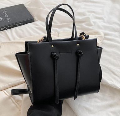 Minimalist Trendy Tote