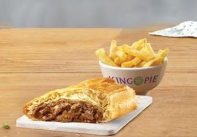 Burger pie + Regular chips 