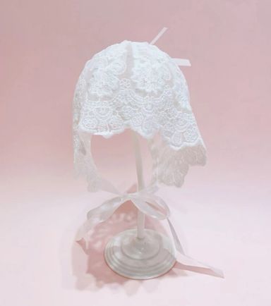 Baby girls White Lace Bonnet for Christening /Baptism