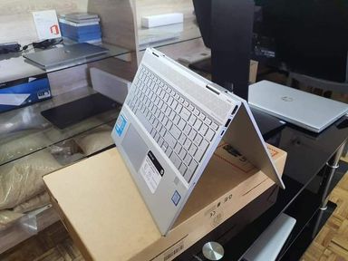 HP Envy x360 