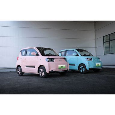 100 km/h PONY Mini EV 2|4-sæder, 22" skærm, 360º kamera, Aircondition, 170-220 km kørsel, 5-års 60.000 km EU-garanti