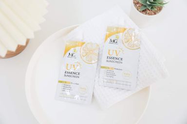 Mimosa Ginza_UV Essence Sunscreen