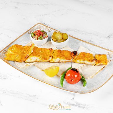 cholo mahi salmon sokhari (Fried Salmon Fillet with Rice)