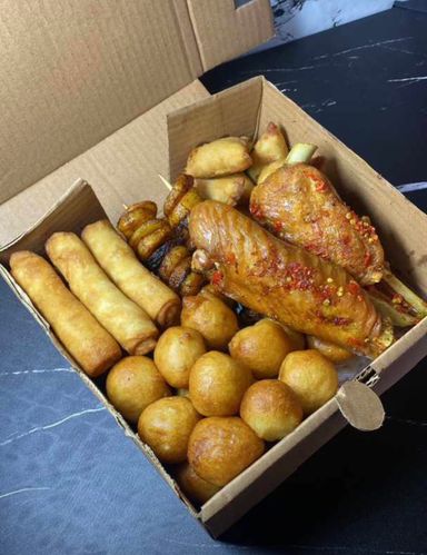 Box of small chops with turkey