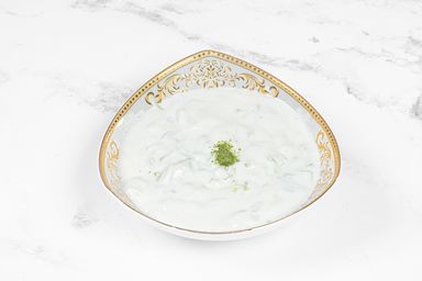 cucumber yogurt (mast o khiar)